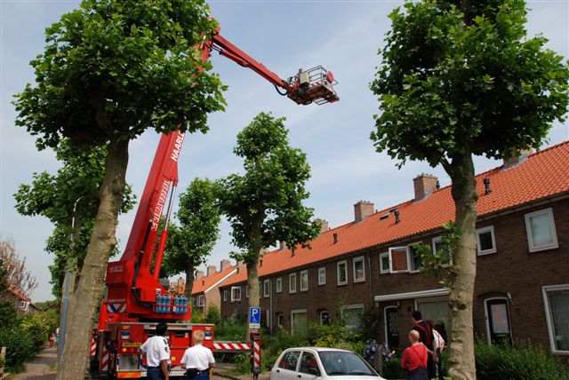 2008/221/20080727 002 Afhijsen Ibisstraat.jpg